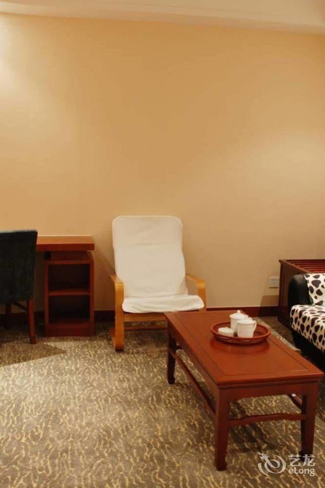 Byfond Hotel Shanghai Buitenkant foto